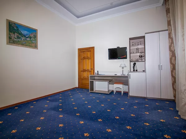 Люкс, коттеж в 3 корпусе в санатории Металлург в городе Ессентуки - фотография