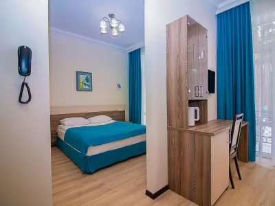 Семейный номер 1 категории во 2 корпусе в санатории Металлург в городе Ессентуки - фотография